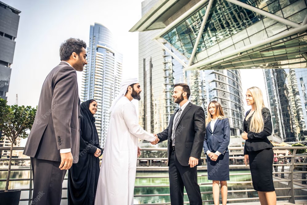 how to get a marketing management license in dubai?