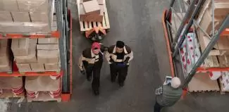 E-commerce Growing Warehouse Demand in the UAE E-commerce Growing Warehouse Demand in the UAE