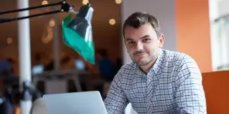 Becoming a Successful Entrepreneur with No Money or Experience Becoming a Successful Entrepreneur with No Money or Experience